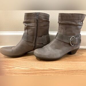 Pikolinos Womens Brujas Boot | Gray Leather Ankle Slouch | US 8.0-8.5 (EU 39)